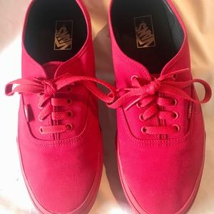 VAN’S Authentic Skate Canvas Sneaker Men’s